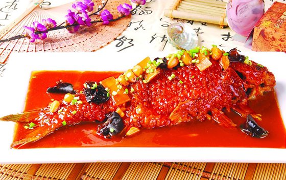 鯉魚(yú)為什么喜歡跳水,鯉魚(yú)喜歡跳的原因