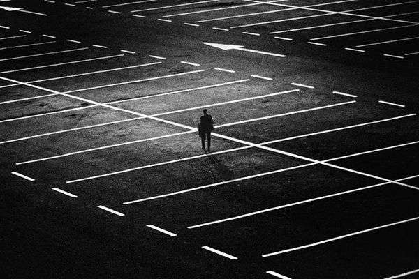 躑躅怎么讀拼音是什么,躑躅是什么意思,躑躅近義詞,躑躅反義詞