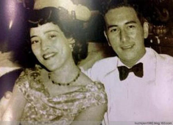 賭王大房為什么這么慘,賭王何鴻燊大房為何沒(méi)有分到家產(chǎn)