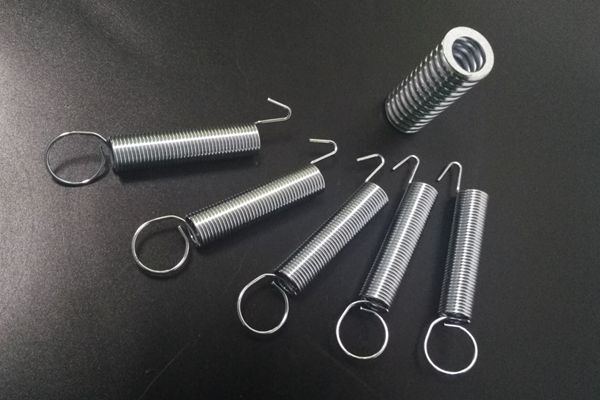 為什么彈簧有彈性,彈簧的種類(lèi)及功能