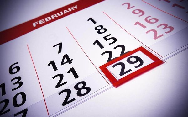 為什么四年一閏而百年不閏,四年一閏百年不閏的原因