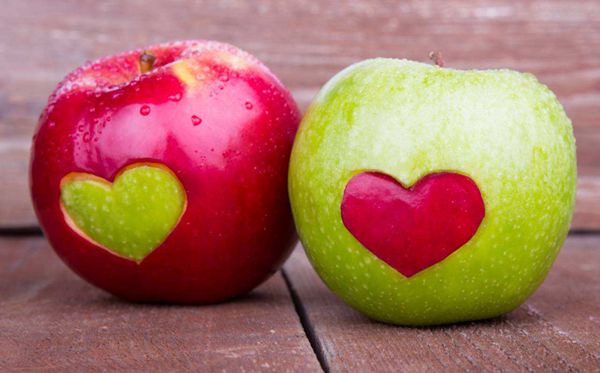 圣誕節(jié)的蘋果為什么叫平安果,國(guó)外圣誕節(jié)也有平安果嗎