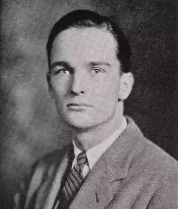 美國(guó)心臟外科專(zhuān)家、體外循環(huán)機(jī)發(fā)明者約翰·吉本(John Gibbon)