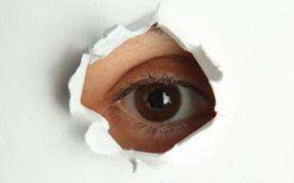 窺覷怎么讀,窺覷的拼音是什么,窺覷和覬覦有什么區(qū)別？