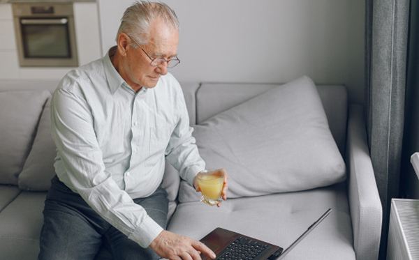 耆宿怎么讀,耆宿的讀音是什么,耆宿是什么意思？