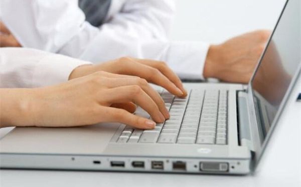 為什么鍵盤(pán)上的字母不按順序排列,不按照ABCD排列是怎么回事