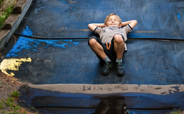 暴曬還是曝曬有什么區(qū)別,暴曬和曝曬的拼音是什么,曝曬的讀音是pu還是bao？