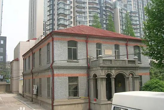 金陵中學(xué)有幾個校區(qū)_地址分別在哪？