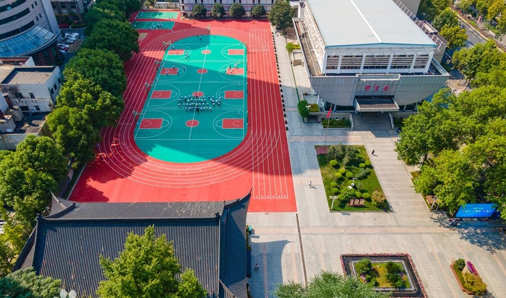 第一中學(xué)在南京的排名第幾,南外屬于什么檔次？