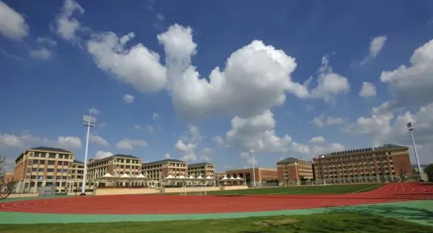 南京師范大學附屬中學秦淮科技高中簡介概況（建校歷史、地址、師資、校訓、環(huán)境）