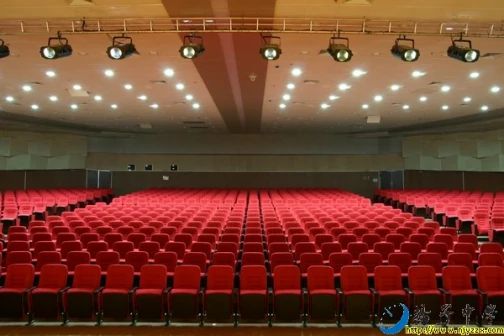 南京師范大學(xué)附屬揚(yáng)子中學(xué)在南京的排名第幾,南外屬于什么檔次？