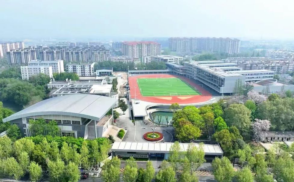 江蘇省六合高級中學有幾個校區(qū)_分別在什么位置？