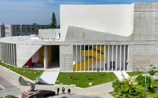 南京市六合區(qū)程橋高級中學在南京的排名第幾,南外屬于什么檔次？