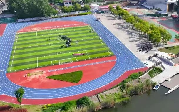 南京市六合區(qū)程橋高級中學(xué)是公立還是私立,是重點中學(xué)嗎？