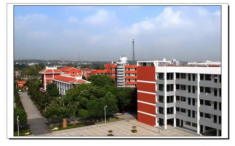 南京市溧水區(qū)第二高級(jí)中學(xué)簡(jiǎn)介概況（建校歷史、地址、師資、校訓(xùn)、環(huán)境）