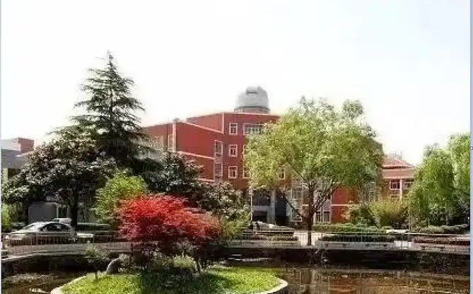 南京市溧水區(qū)第二高級(jí)中學(xué)簡(jiǎn)介概況（建校歷史、地址、師資、校訓(xùn)、環(huán)境）