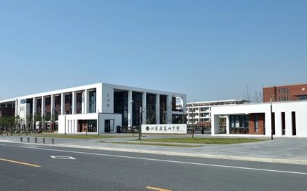 昆山中學(xué)校區(qū)在哪_在哪個(gè)區(qū)？