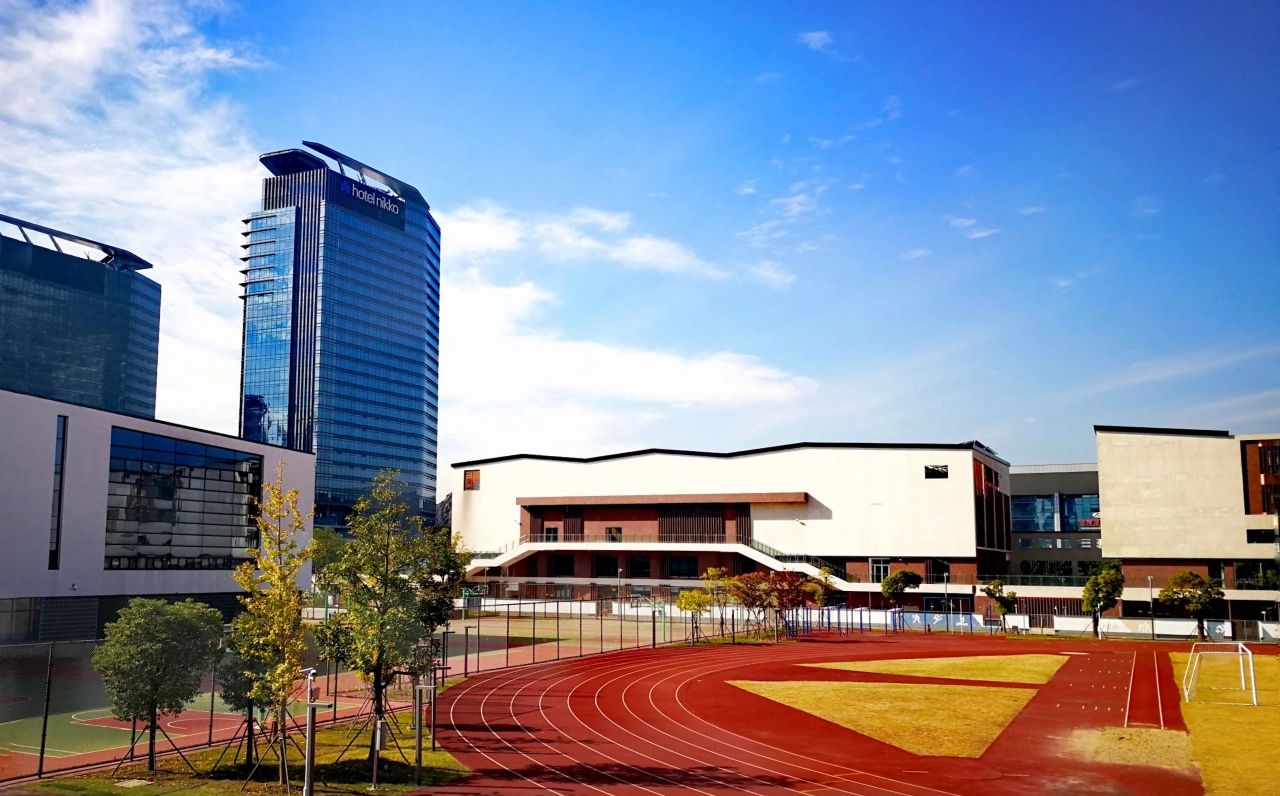 蘇州實(shí)驗(yàn)中學(xué)是公立還是私立,是重點(diǎn)中學(xué)嗎？