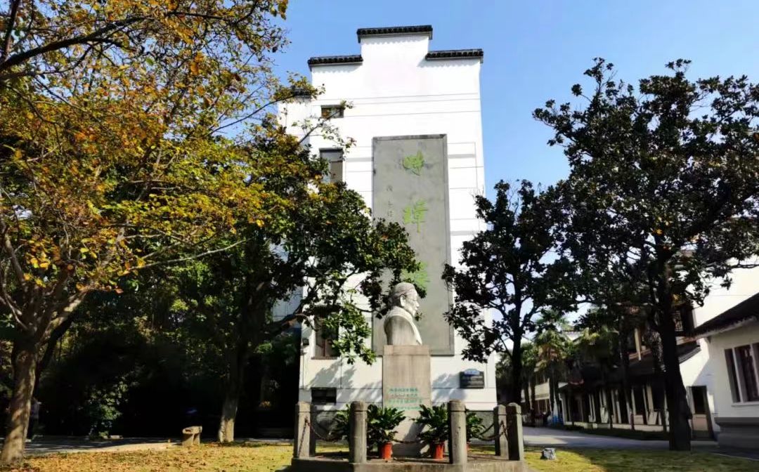 江蘇省蘇州第十中學校簡介概況（建校歷史、地址、師資、校訓、環(huán)境）