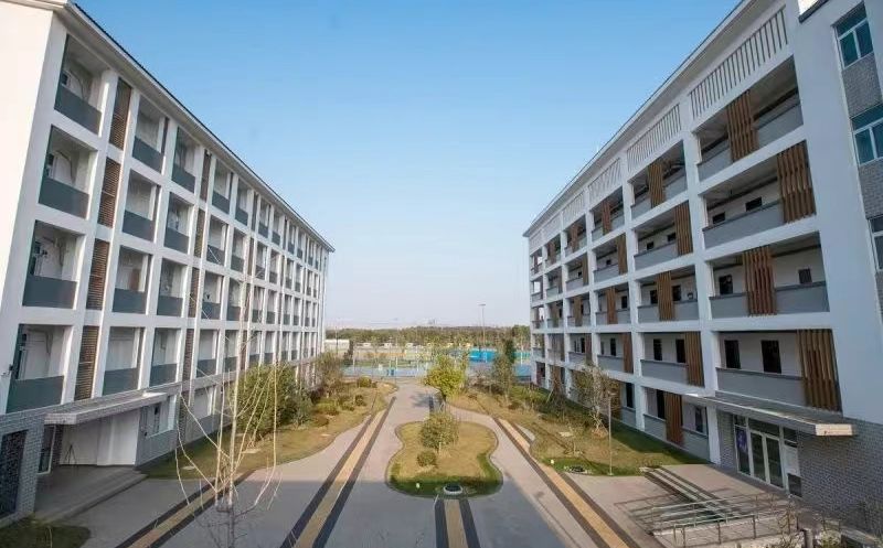 江蘇省蘇州第十中學(xué)校校區(qū)在哪_在哪個(gè)區(qū)？