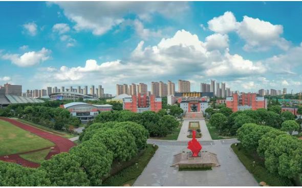 常熟市中學在蘇州的排名第幾,南外屬于什么檔次？