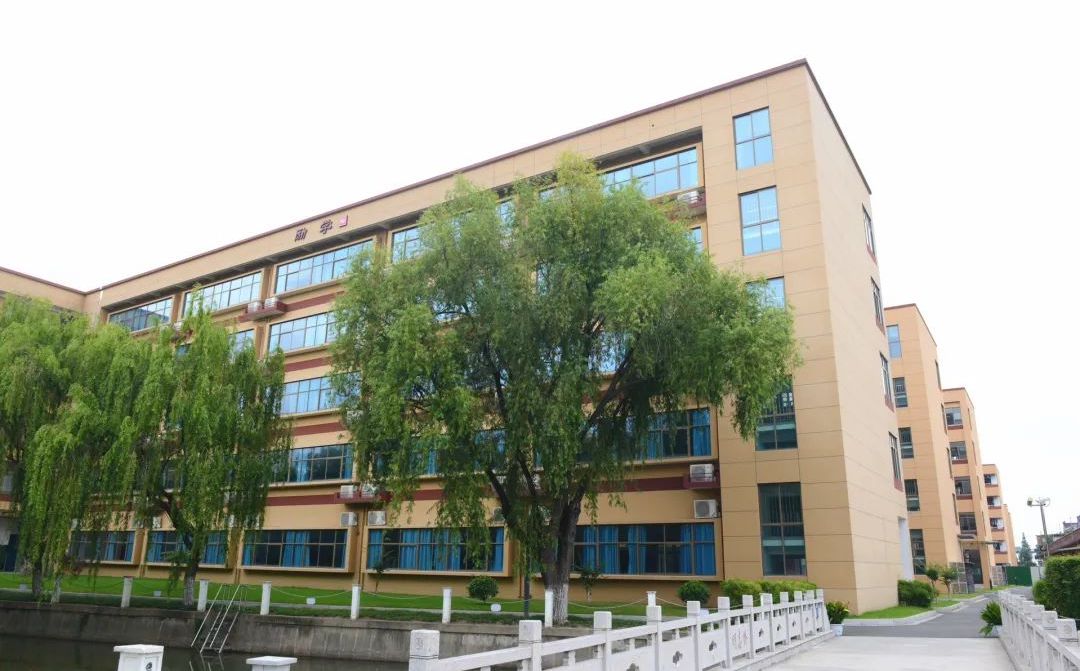 吳江盛澤中學(xué)在蘇州的排名第幾,南外屬于什么檔次？