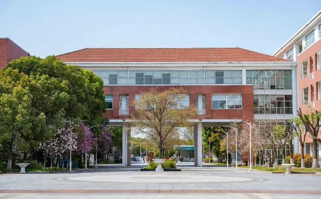 蘇州市陸慕高級中學在蘇州的排名第幾,南外屬于什么檔次？