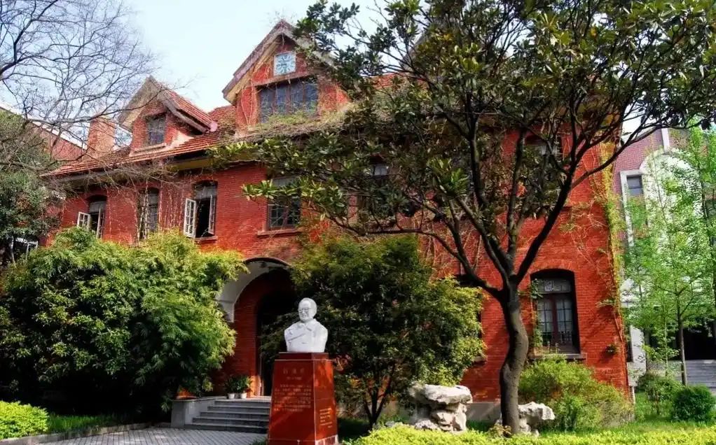 蘇州市第四中學簡介概況（建校歷史、地址、師資、校訓、環(huán)境）