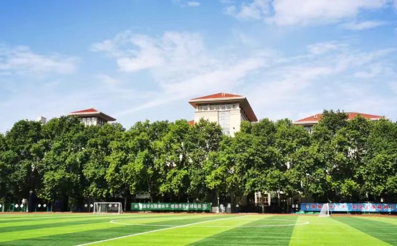 鄭州市第二中學(xué)在鄭州的排名第幾,南外屬于什么檔次？