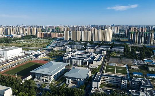 鄭州市第四高級中學(xué)簡介概況（建校歷史、地址、師資、校訓(xùn)、環(huán)境）