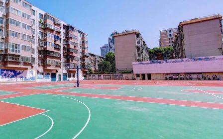 鄭州市第七高級中學(xué)是公立還是私立,是重點中學(xué)嗎？