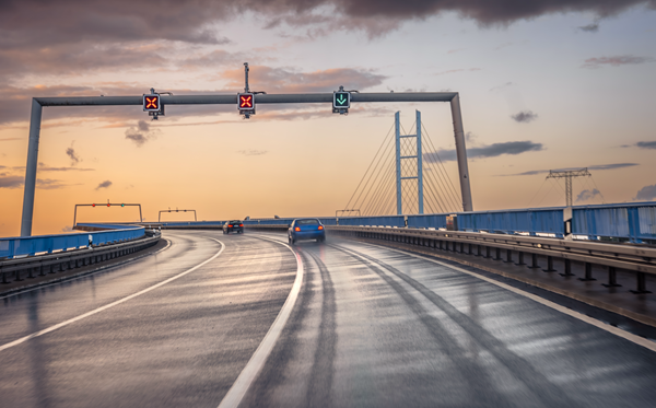 2026年元旦高速免費(fèi)嗎,元旦高速公路為什么要收費(fèi)？