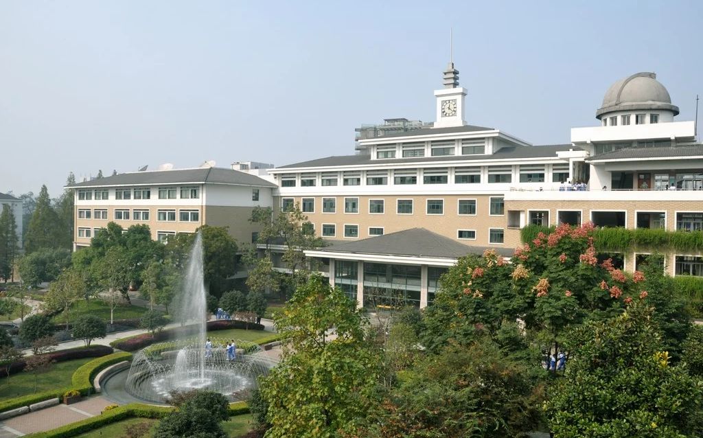 杭州第十四中學(xué)簡(jiǎn)介概況（建校歷史、地址、師資、校訓(xùn)、環(huán)境）