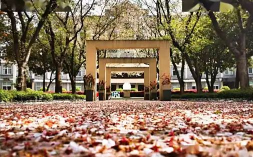 杭州師范大學(xué)附屬中學(xué)在杭州的排名第幾,屬于什么檔次？