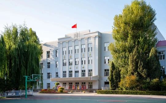 哈爾濱市第六中學校簡介概況（建校歷史、地址、師資、校訓、環(huán)境）