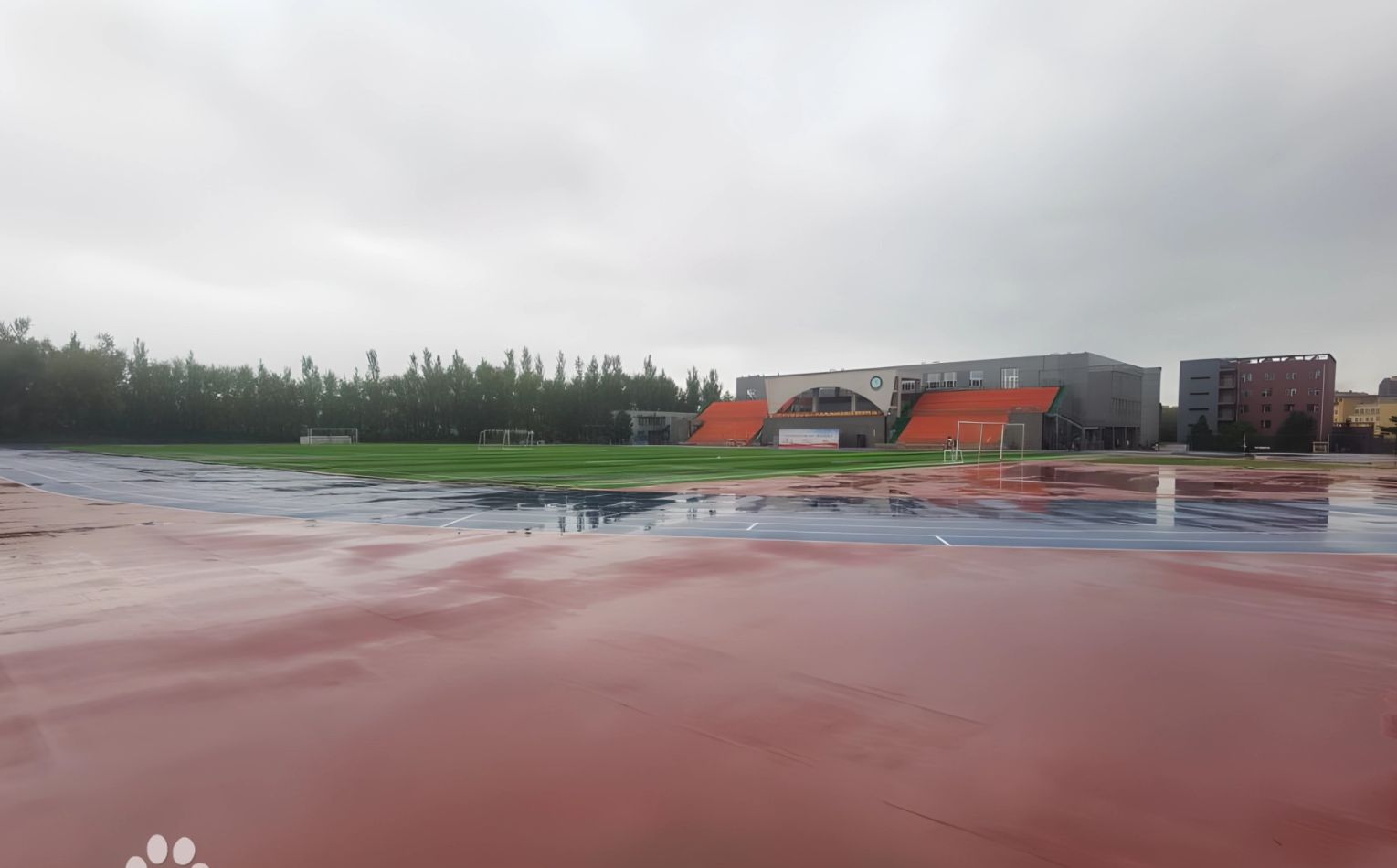 長(zhǎng)春市實(shí)驗(yàn)中學(xué)是公立還是私立,是重點(diǎn)中學(xué)嗎？