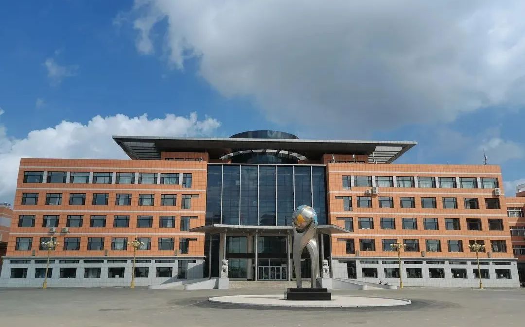 長春市第二實驗中學(xué)校區(qū)在哪_在什么區(qū)？