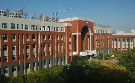 長春市養(yǎng)正高級(jí)中學(xué)簡(jiǎn)介概況（建校歷史、地址、師資、校訓(xùn)、環(huán)境）