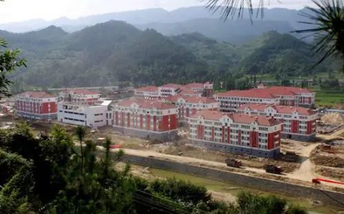 天津市雙菱中學簡介概況（建校歷史、地址、師資、校訓、環(huán)境）