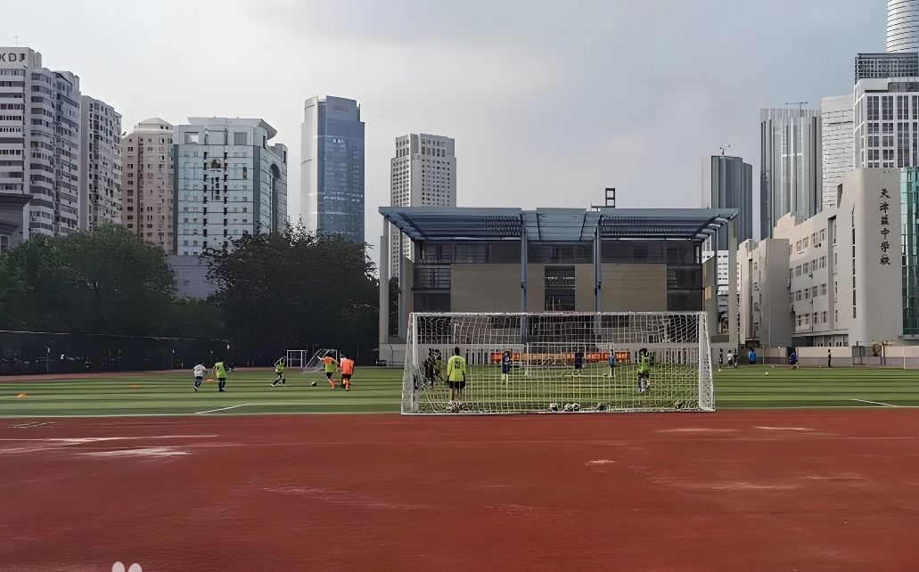 天津市咸水沽第一中學(xué)校區(qū)在哪_在什么區(qū)？