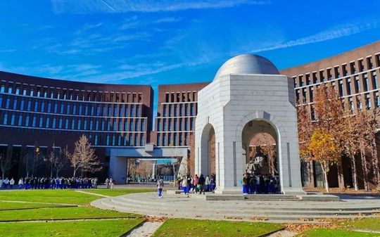 天津市崇化中學(xué)簡(jiǎn)介概況（建校歷史、地址、師資、校訓(xùn)、環(huán)境）