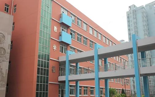 天津市濱海新區(qū)塘沽紫云中學(xué)簡(jiǎn)介概況（建校歷史、地址、師資、校訓(xùn)、環(huán)境）