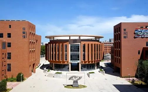 石家莊市第二中學(xué)校區(qū)在哪_在什么區(qū)？