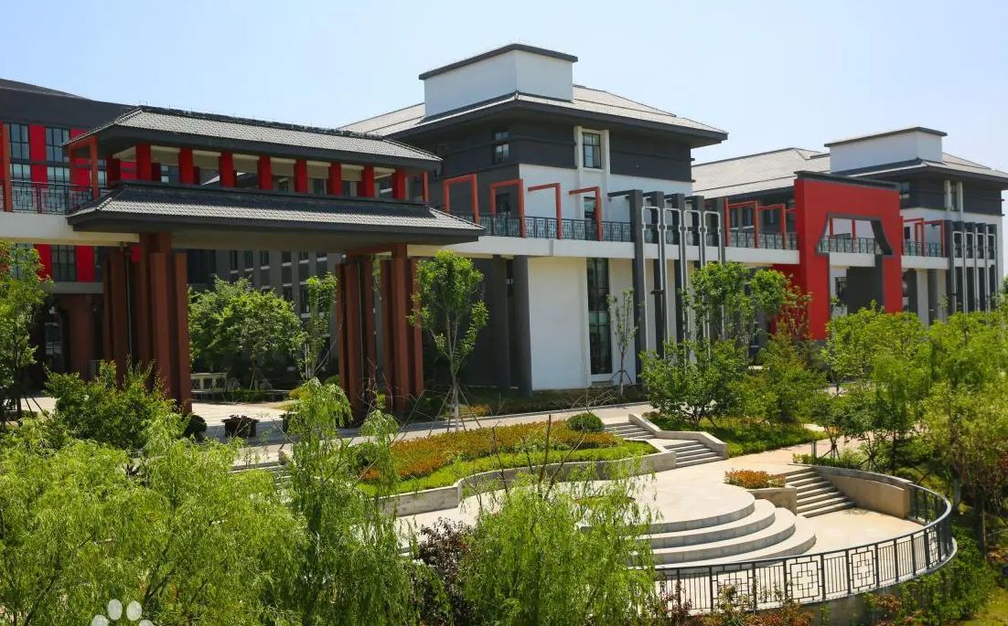 青島市實(shí)驗(yàn)高級中學(xué)在青島的排名第幾,屬于什么檔次？