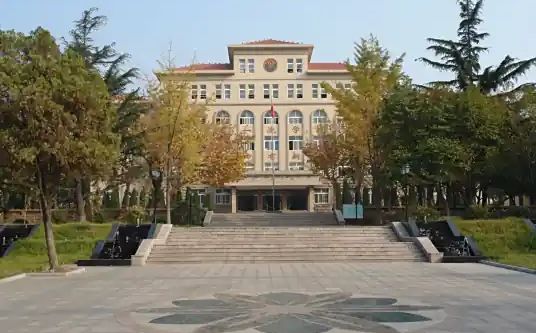 山東省青島第六十六中學簡介概況（建校歷史、地址、師資、校訓、環(huán)境）