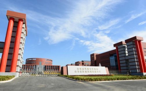濟南西城實驗中學(xué)簡介概況（建校歷史、地址、師資、校訓(xùn)、環(huán)境）