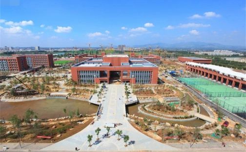 濟(jì)南市章丘區(qū)第四中學(xué)校區(qū)在哪_在什么區(qū)？