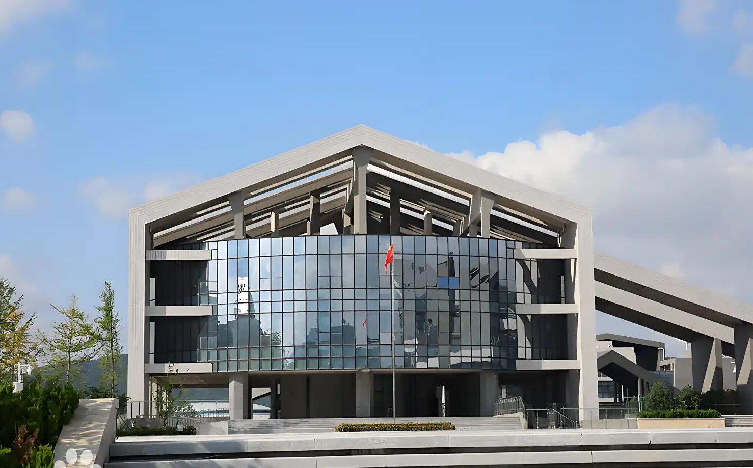 山東省青島第六中學校區(qū)在哪_在什么區(qū)？