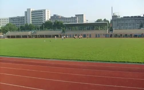 武漢市第十四中學(xué)在武漢的排名第幾,屬于什么檔次？