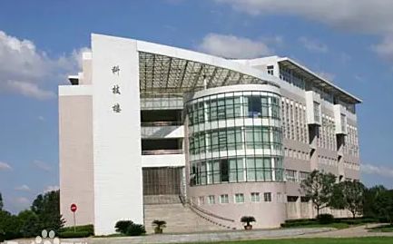 武漢外國語學(xué)校校區(qū)在哪_在什么區(qū)？